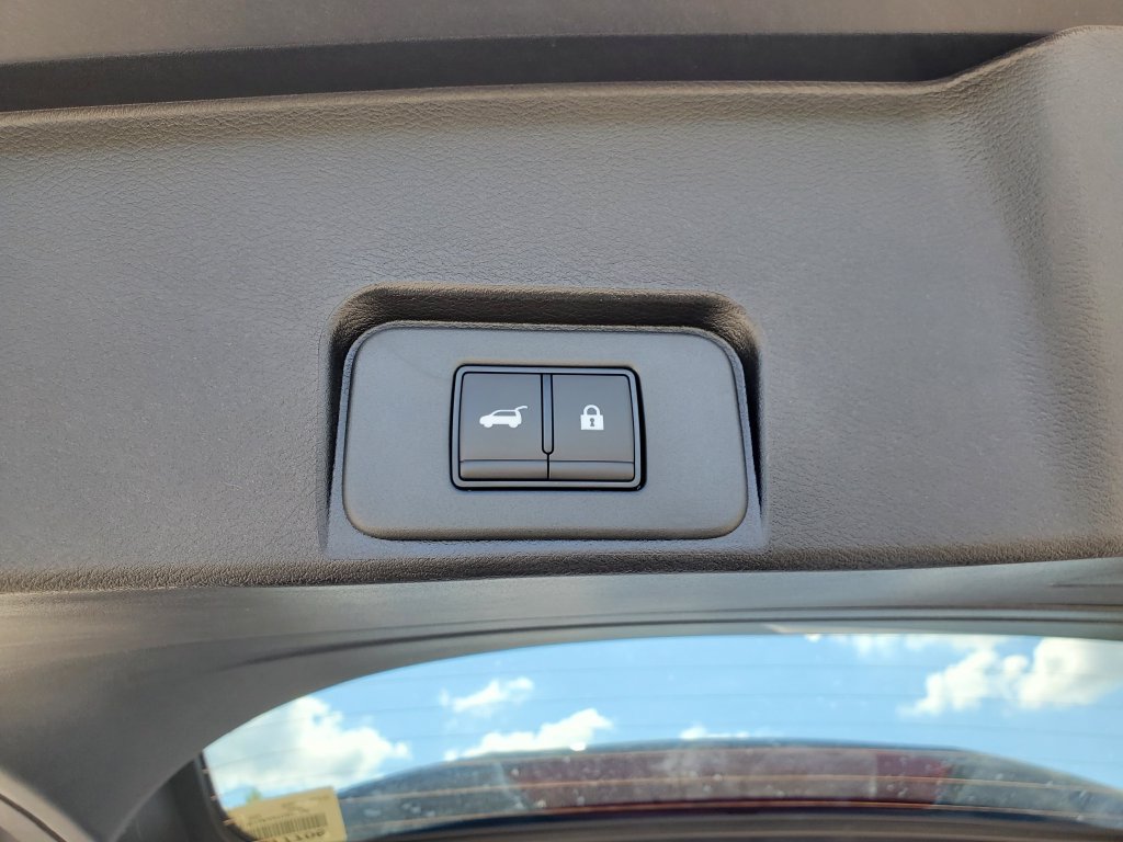 New 2026 Nissan Rogue Dark Armor FWD image 8