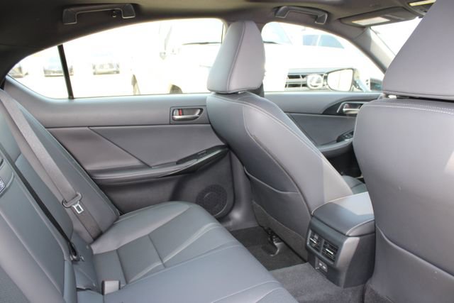 Certified 2026 Lexus IS 350 F Sport w/ Accessory Package Z1 RWD image 7