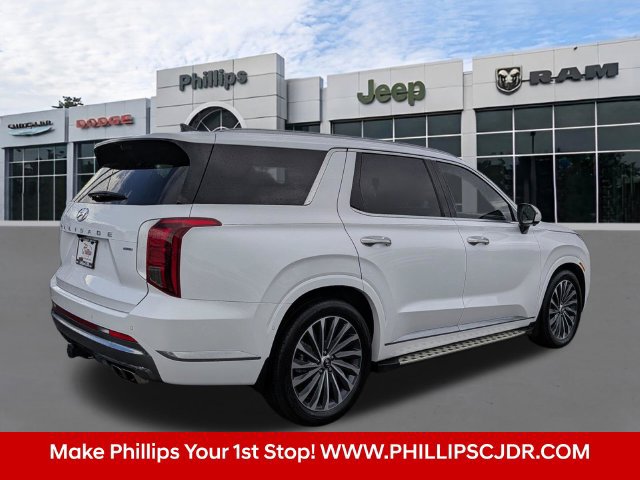 Used 2025 Hyundai Palisade Calligraphy AWD/4WD image 3
