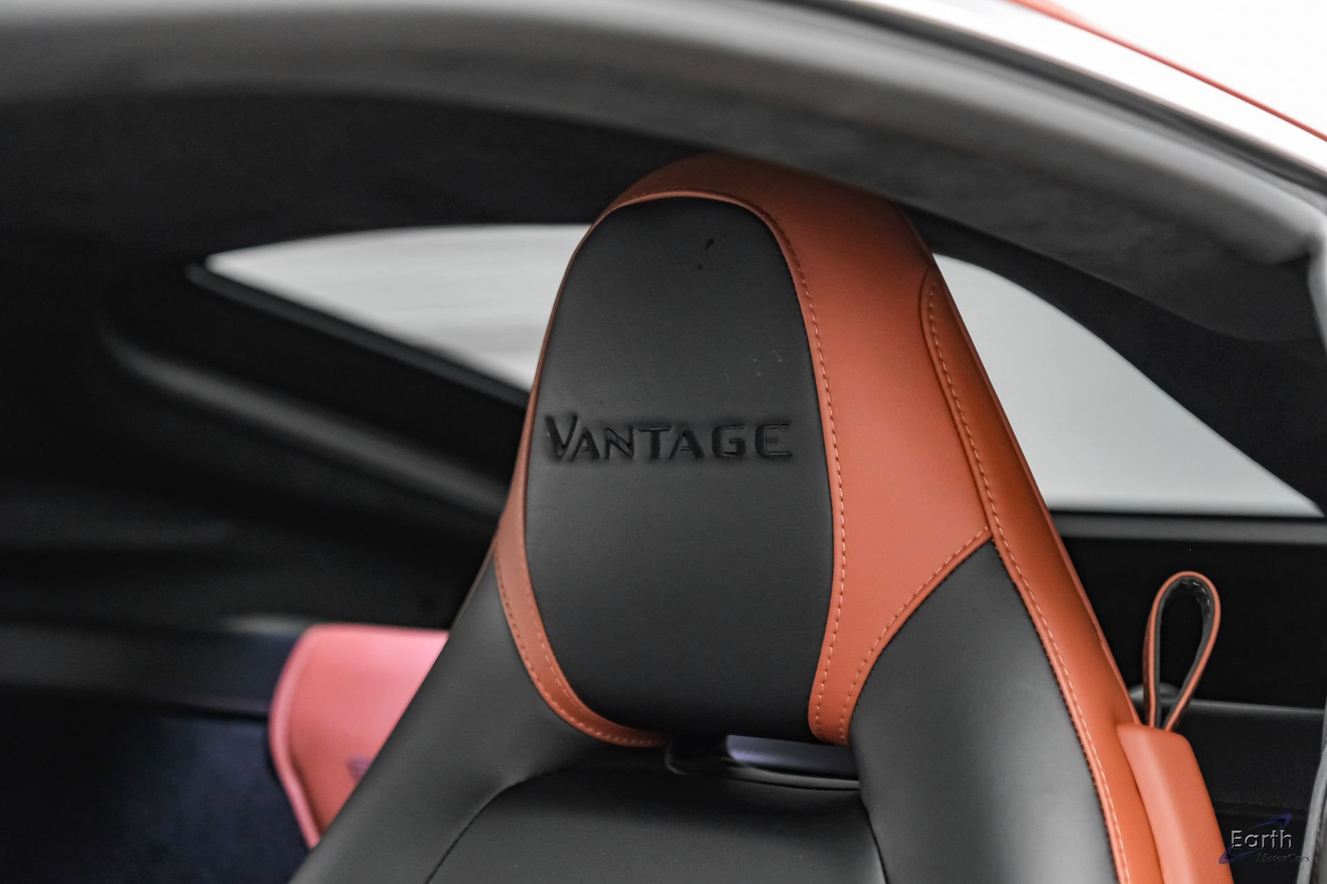 Used 2019 Aston Martin V8 Vantage Coupe RWD image 44