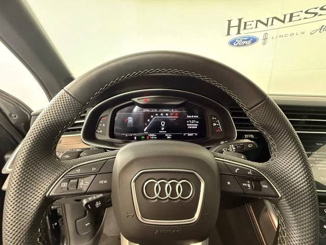Used 2025 Audi SQ7 Prestige AWD/4WD image 18