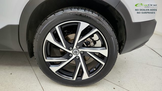 Used 2022 Volvo XC40 T4 R-Design w/ Protection Package Premier FWD image 77