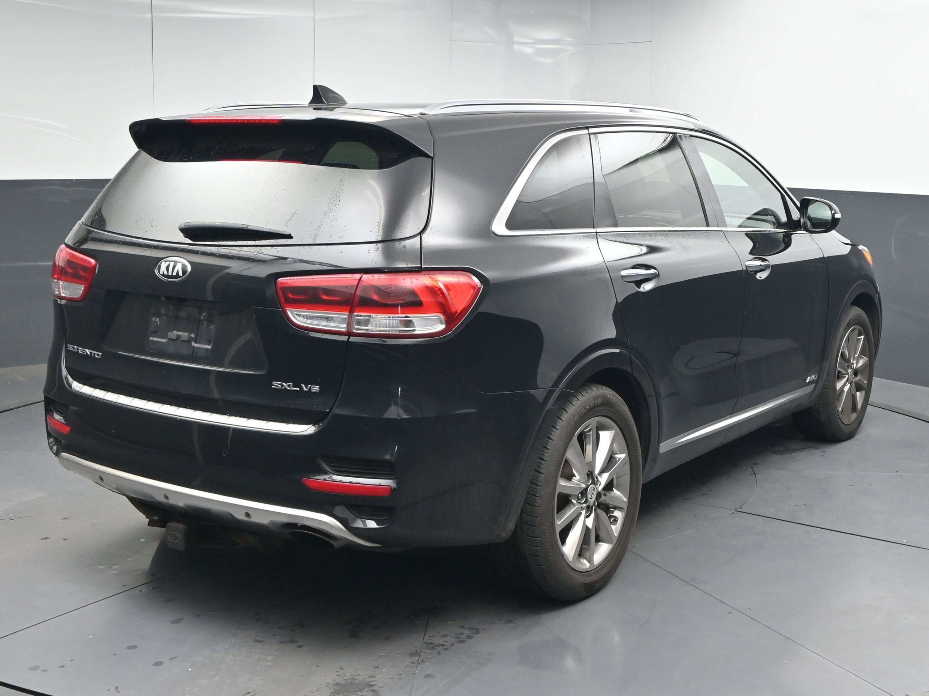 Used 2016 Kia Sorento SX image 8