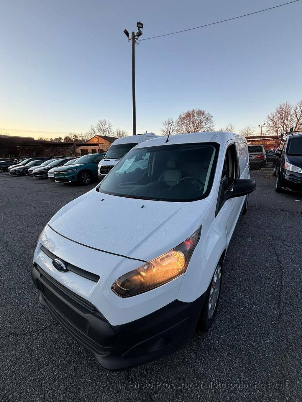 Used 2018 Ford Transit Connect XL FWD image 4