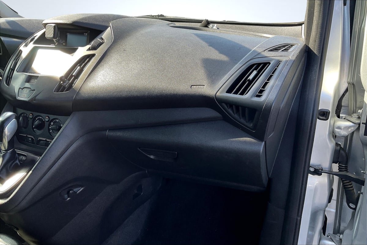 Used 2016 Ford Transit Connect XLT FWD image 14