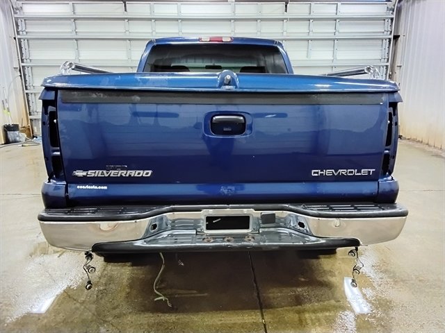 Used 2001 Chevrolet Silverado 1500 LS w/ Off-Road Chassis Pkg AWD/4WD image 8