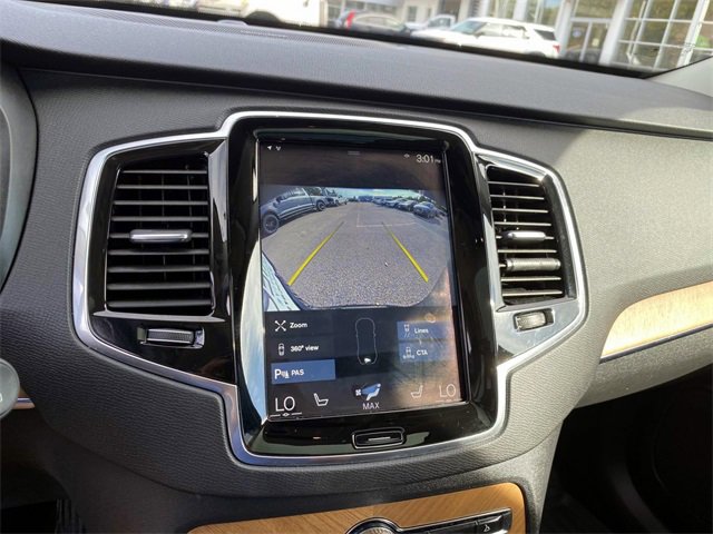 Used 2021 Volvo XC90 T6 Momentum w/ Advanced Package image 14