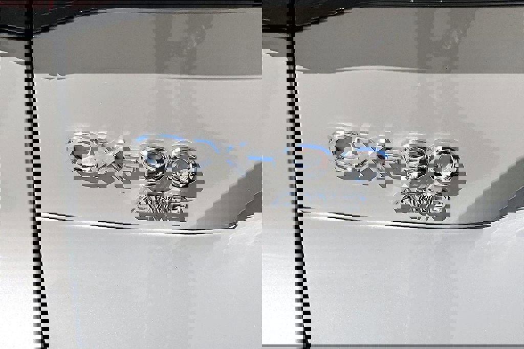 Used 2024 MAZDA CX-90 Plug-In Hybrid w/ Premium Pkg image 7