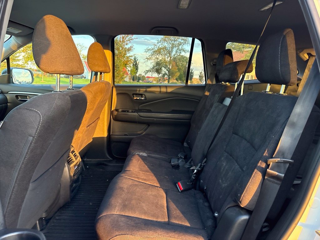 Used 2020 Honda Pilot EX image 15