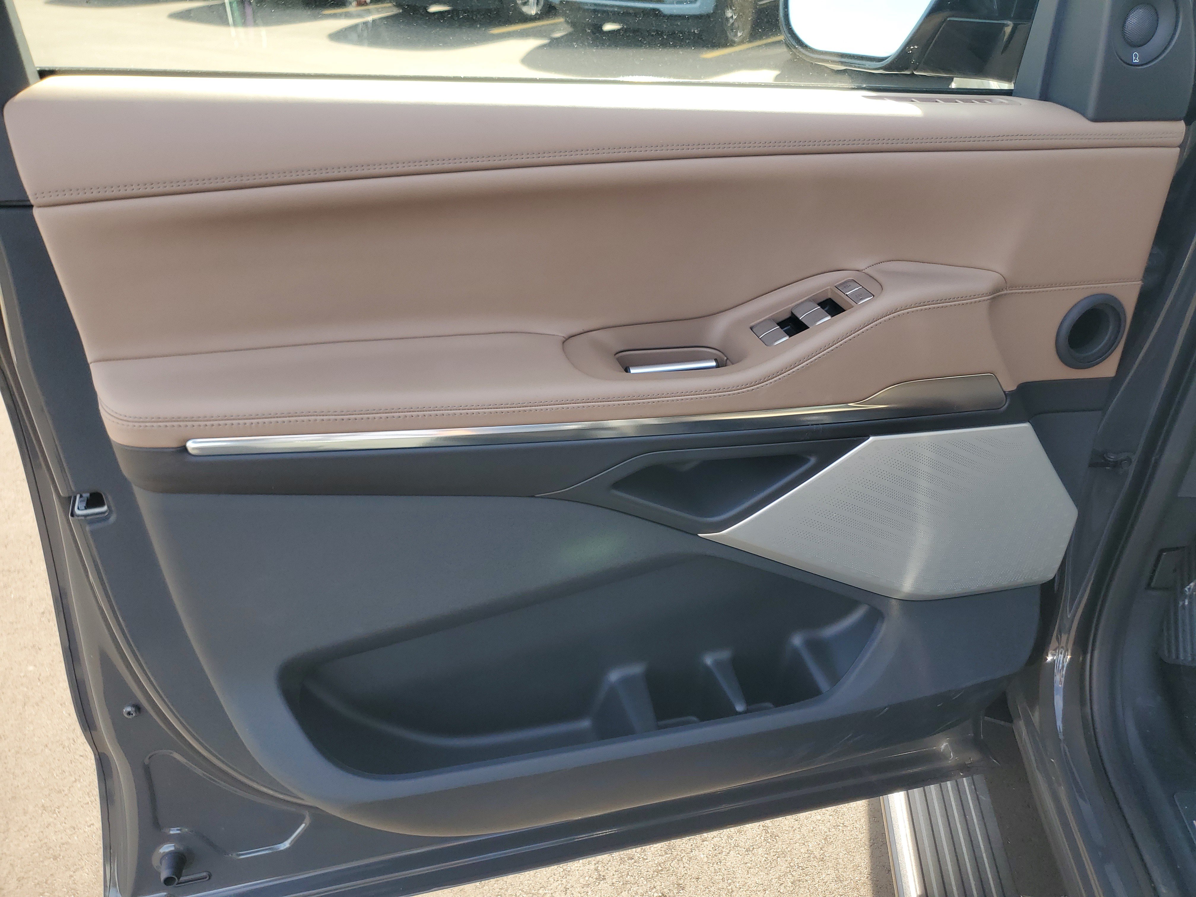 New 2027 Lincoln Navigator Black Label AWD/4WD image 8