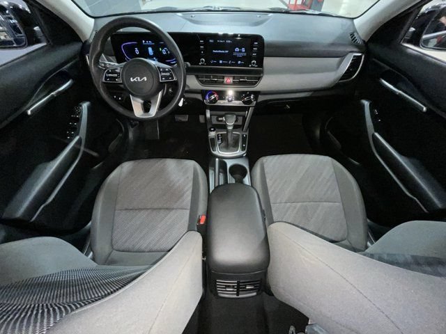Used 2024 Kia Seltos LX AWD/4WD image 13