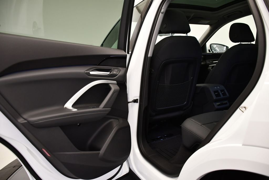 Used 2025 Audi Q5 Premium w/ Convenience Package image 41