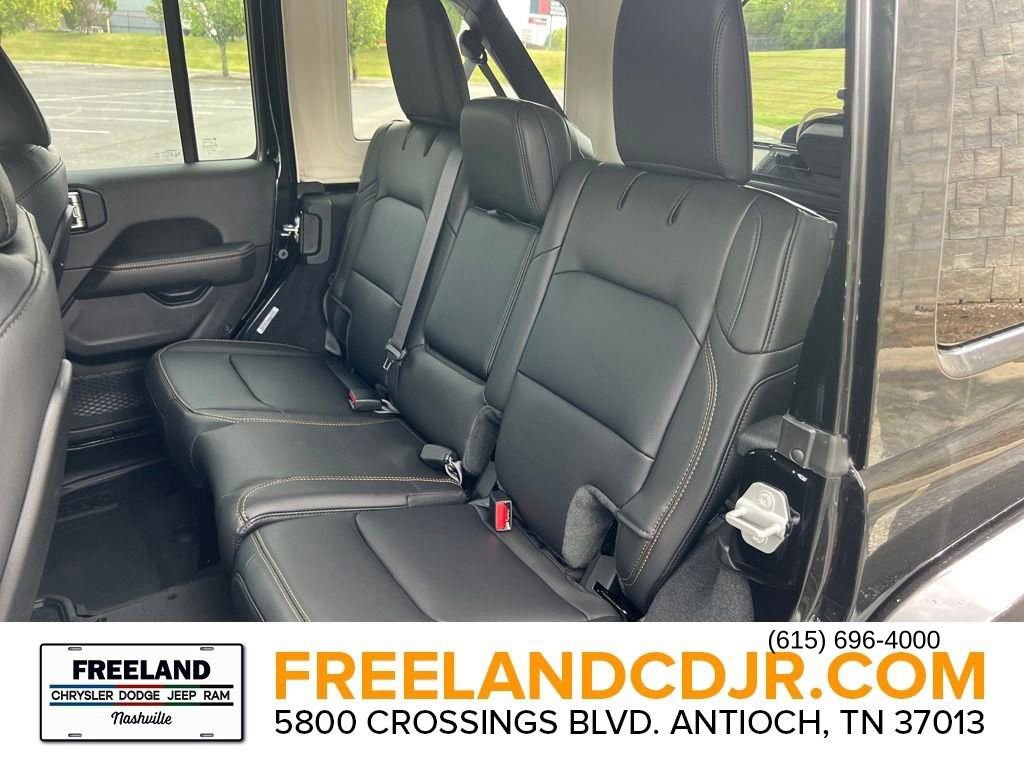 New 2025 Jeep Wrangler Sahara image 21