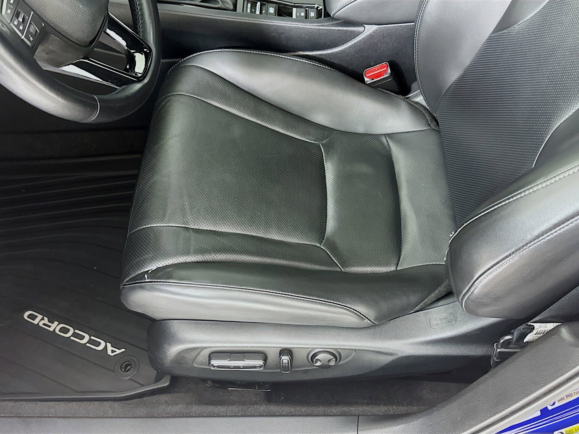 Used 2023 Honda Accord Sport image 19
