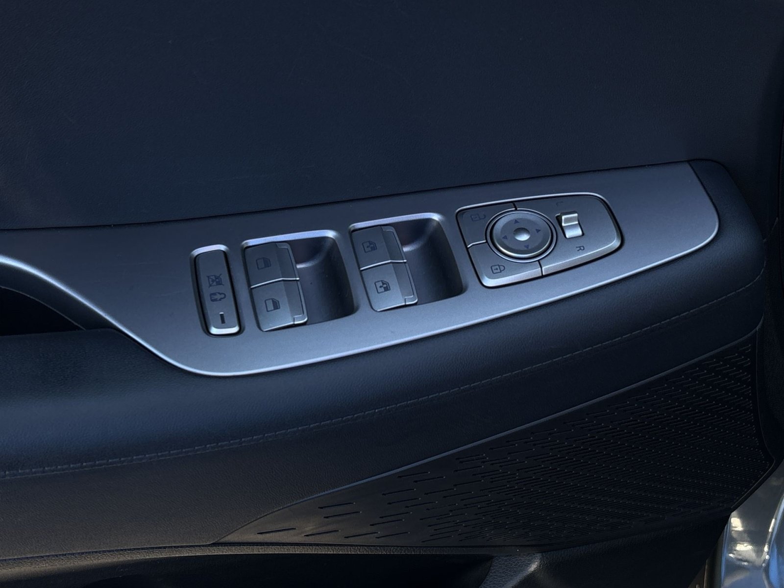Certified 2025 Hyundai Palisade SEL AWD/4WD image 15