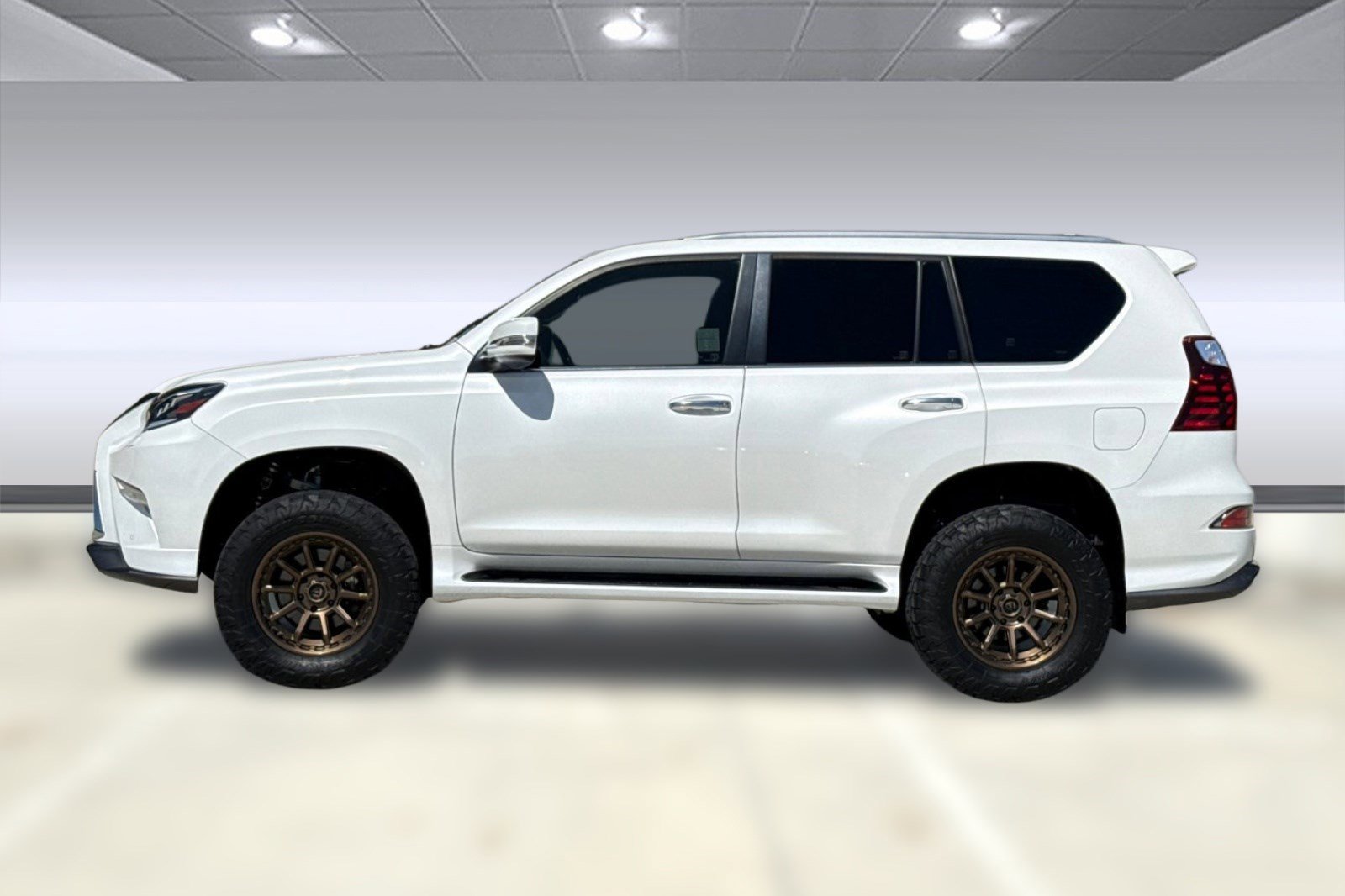 Used 2020 Lexus GX 460 Premium image 2