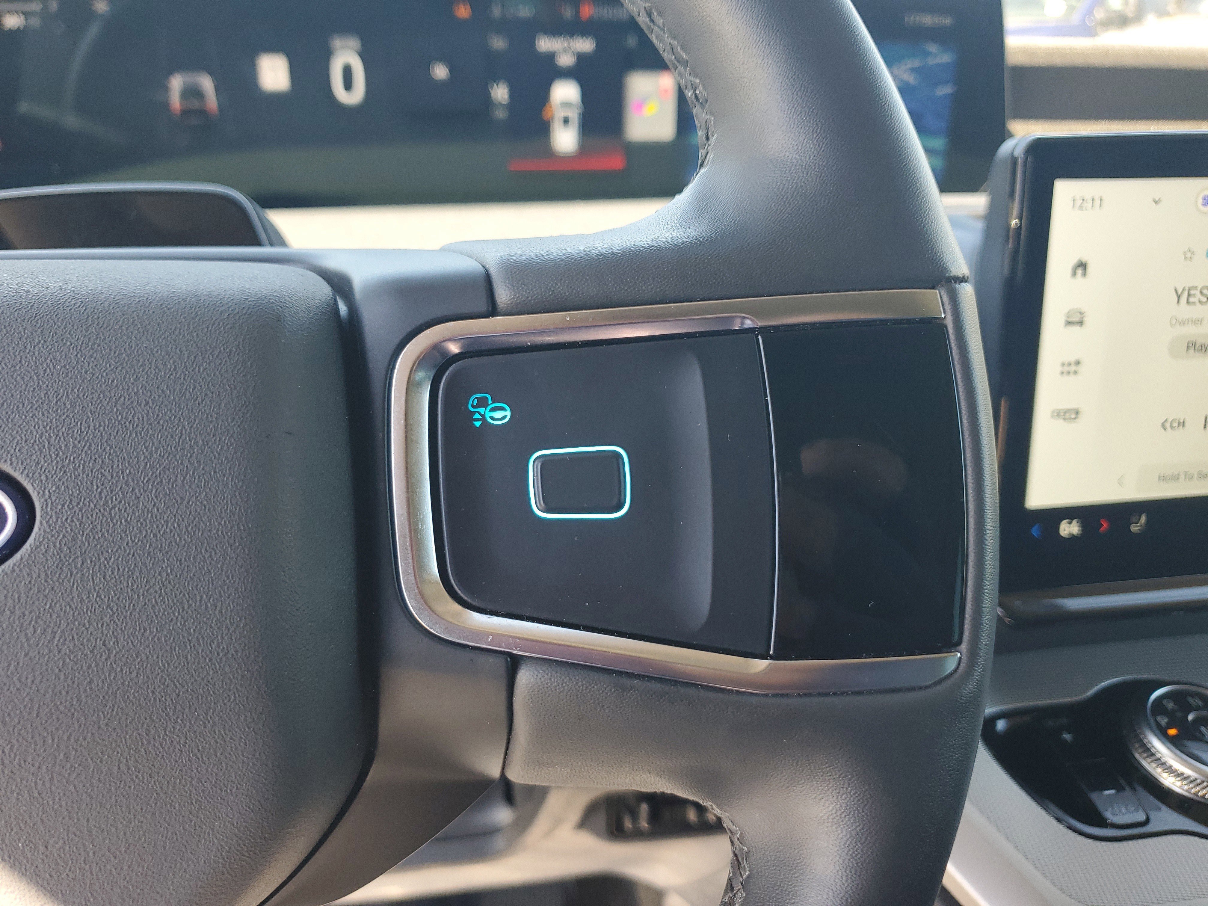 Used 2025 Ford Expedition Max Active image 25