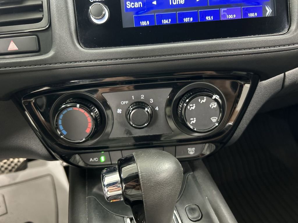 Used 2021 Honda HR-V Sport image 16