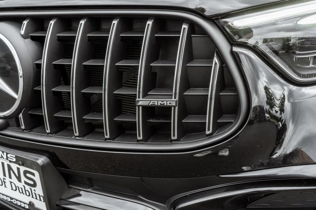 Used 2025 Mercedes-Benz GLC 43 AMG 4MATIC image 36