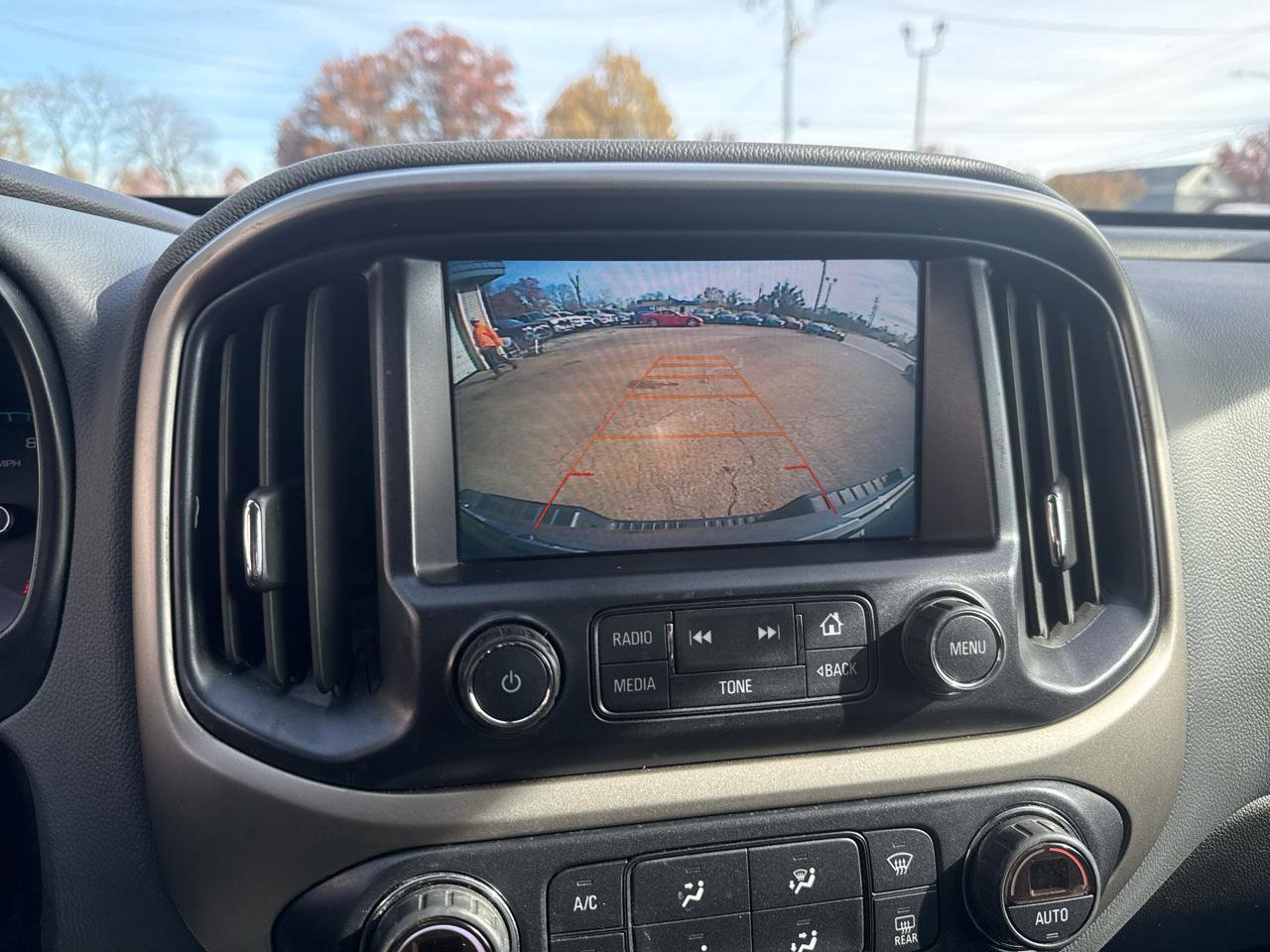 Used 2017 Chevrolet Colorado Z71 image 22