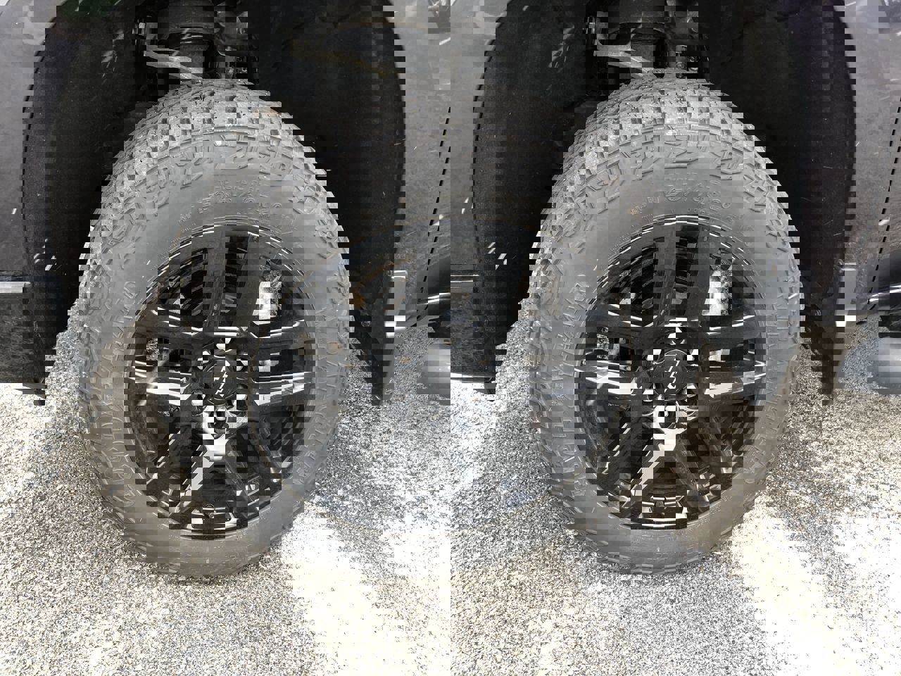 Used 2023 Chevrolet Silverado 1500 Custom Trail Boss image 10