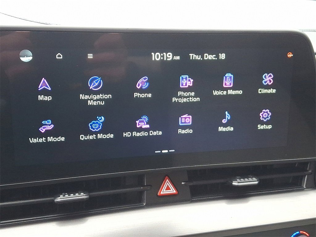 Used 2023 Kia Sportage EX image 18