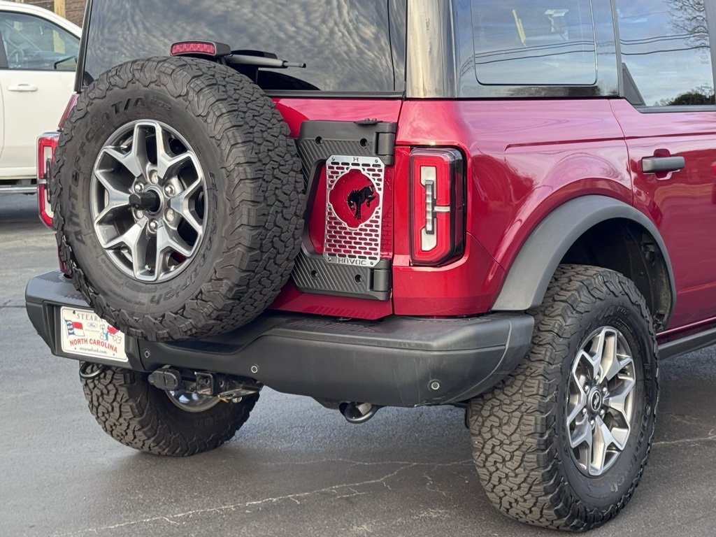 Used 2025 Ford Bronco Badlands image 42