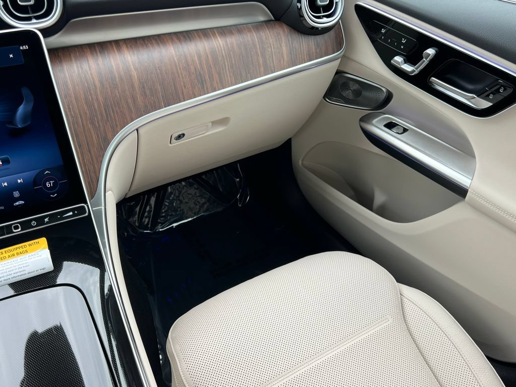 New 2027 Mercedes-Benz GLC 300 4MATIC image 32
