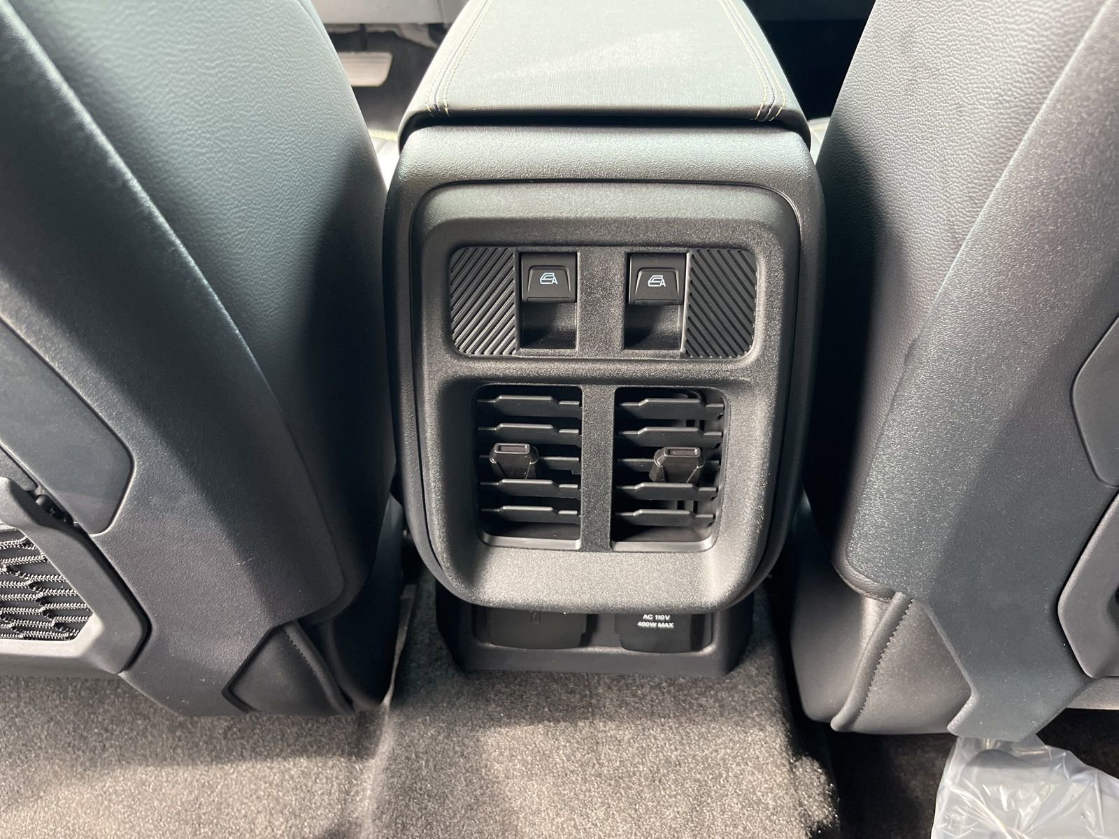 New 2025 Ford Bronco Badlands AWD/4WD image 43