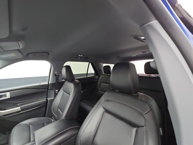 Used 2022 Ford Explorer XLT w/ Equipment Group 202A image 47