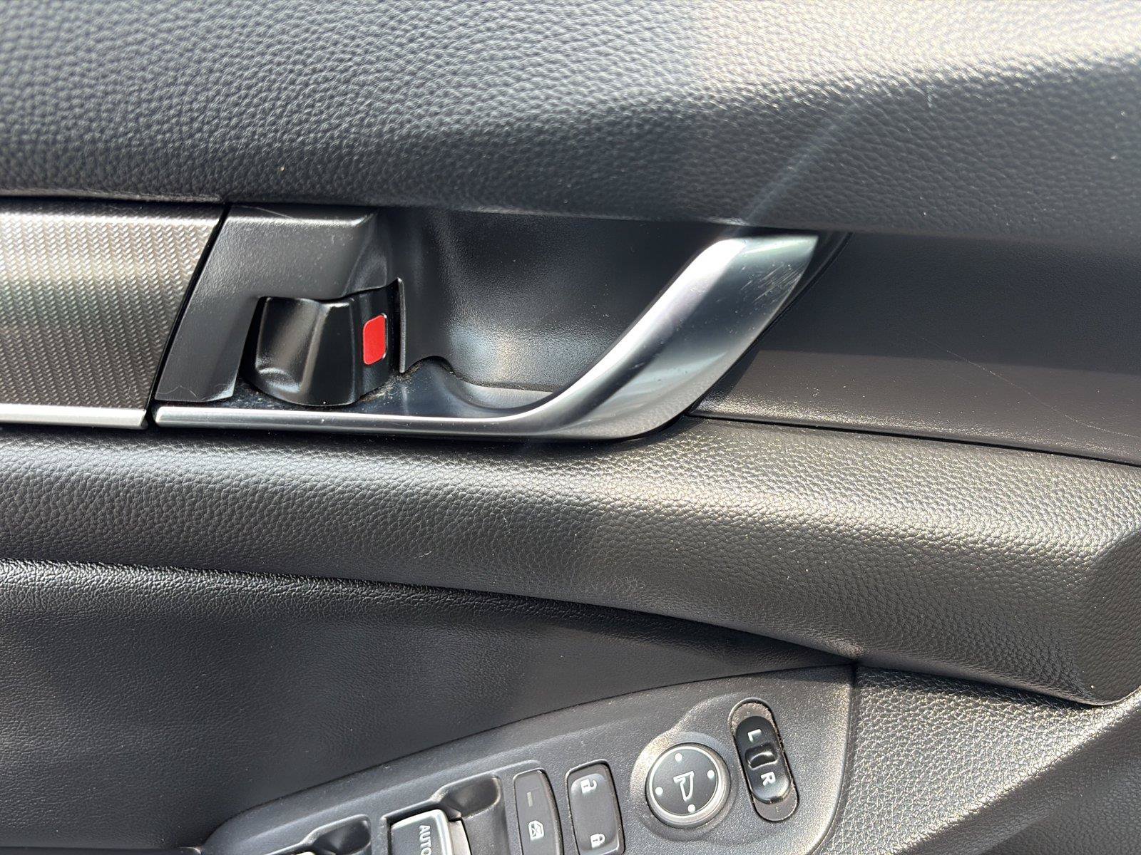 Used 2022 Honda Accord Sport image 25