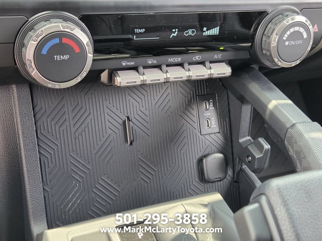 New 2026 Toyota 4Runner SR5 AWD/4WD image 17