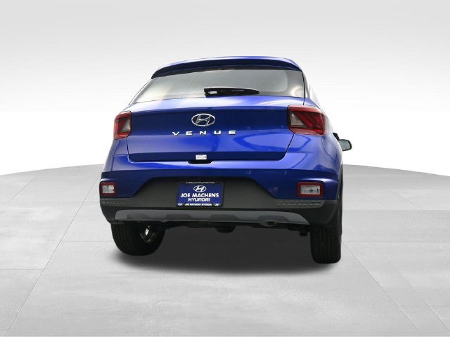 Used 2025 Hyundai Venue SEL FWD image 36