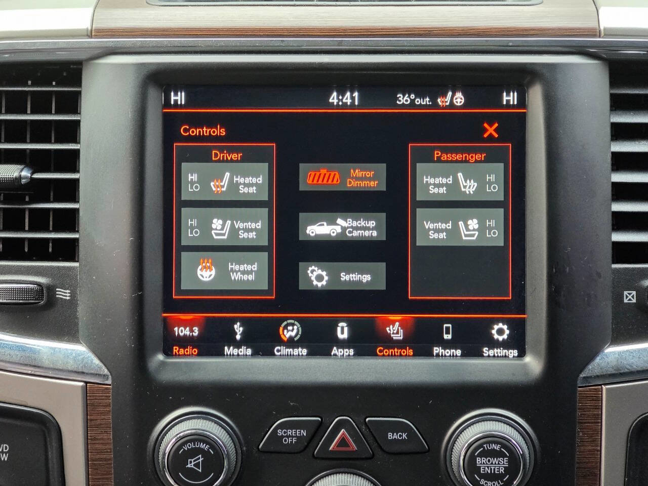 Used 2018 RAM 3500 Laramie image 23