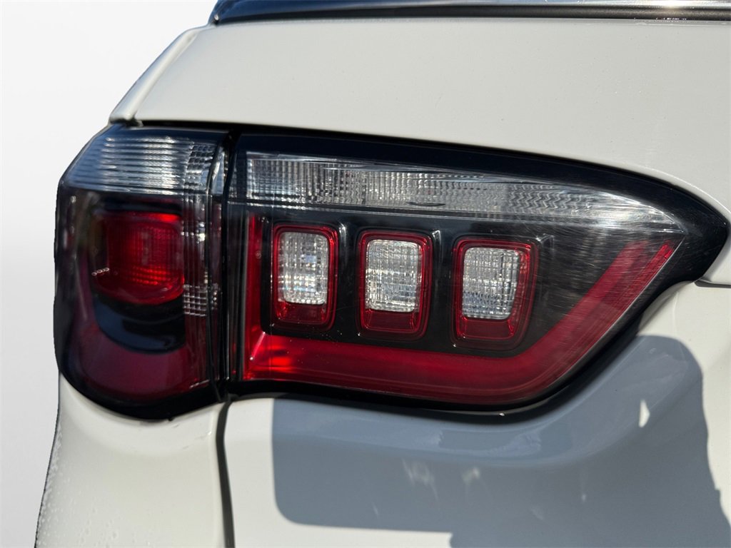 Certified 2024 Jeep Compass Limited image 21