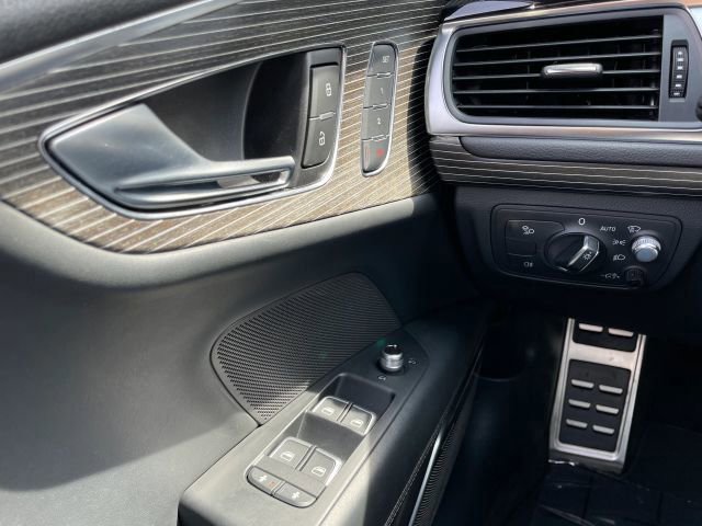 Used 2015 Audi RS 7 Prestige AWD/4WD image 24