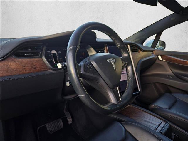 Used 2020 Tesla Model X Long Range AWD/4WD image 10