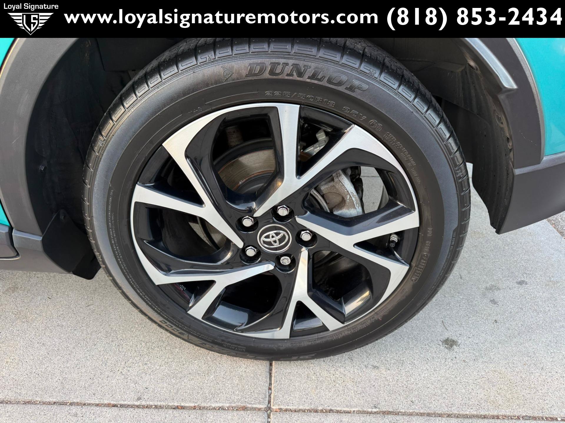 Used 2018 Toyota C-HR XLE FWD image 11