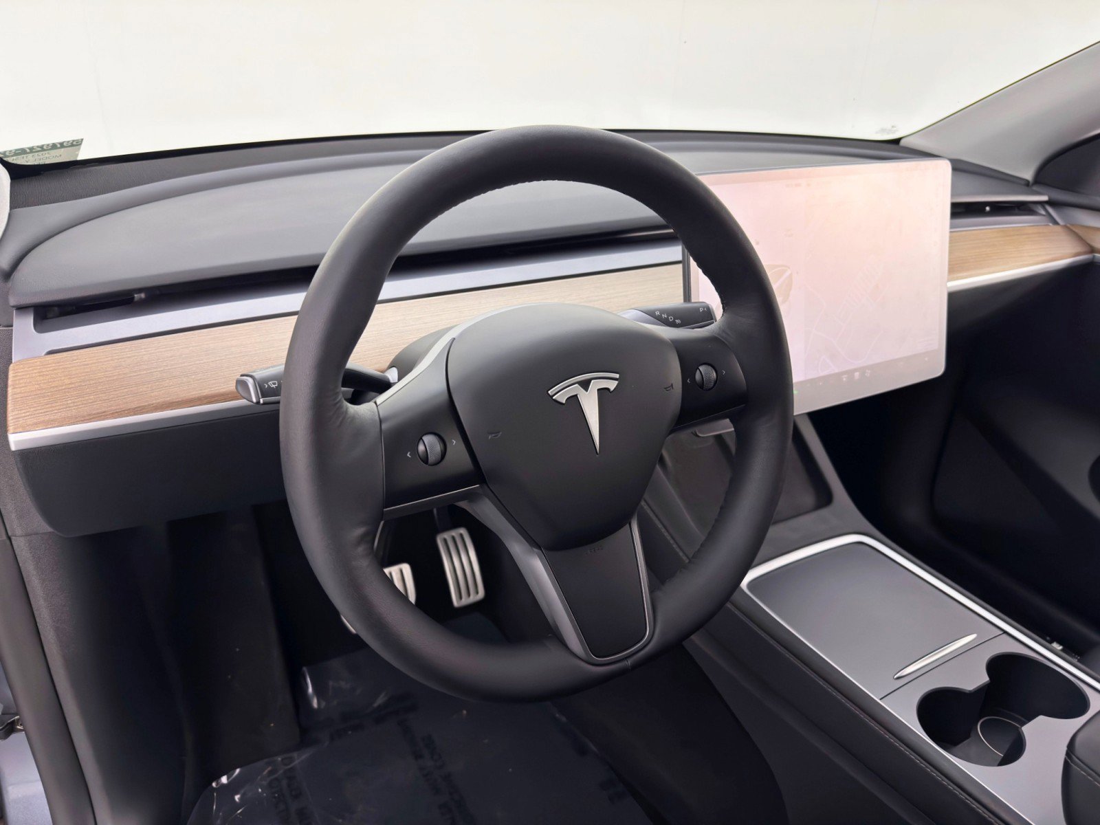 Used 2023 Tesla Model Y Performance image 14