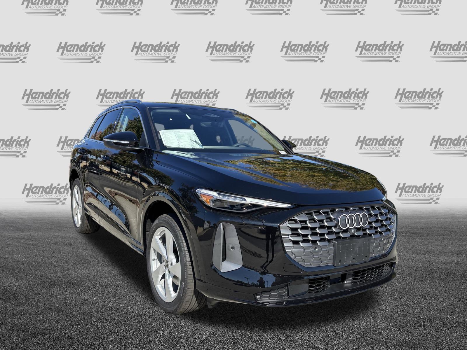 New 2025 Audi Q5 Premium Plus image 2