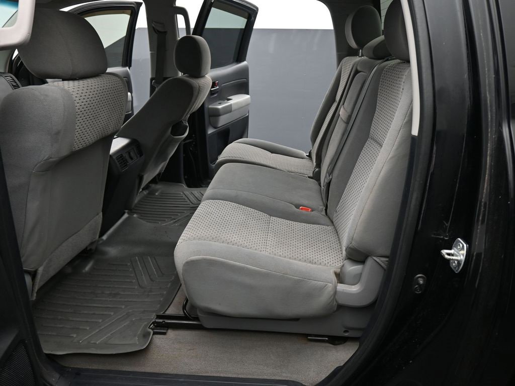 Used 2011 Toyota Tundra 4x4 CrewMax image 26