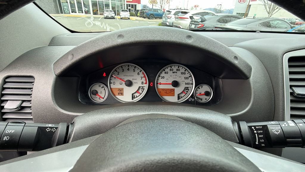 Used 2016 Nissan Frontier PRO-4X image 27