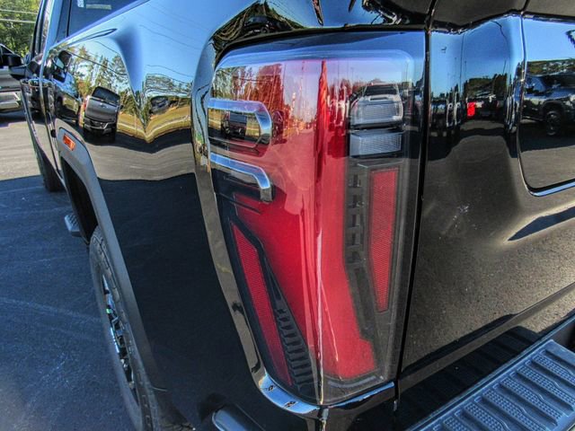 New 2026 GMC Sierra 2500 AT4 w/ AT4 Premium Plus Package image 8