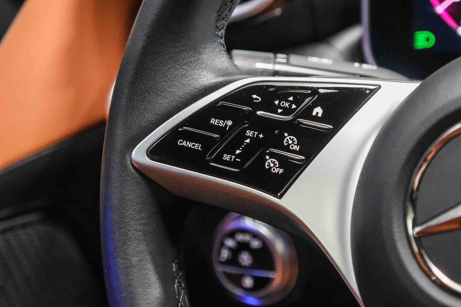 Certified 2025 Mercedes-Benz C 300 Sedan image 21