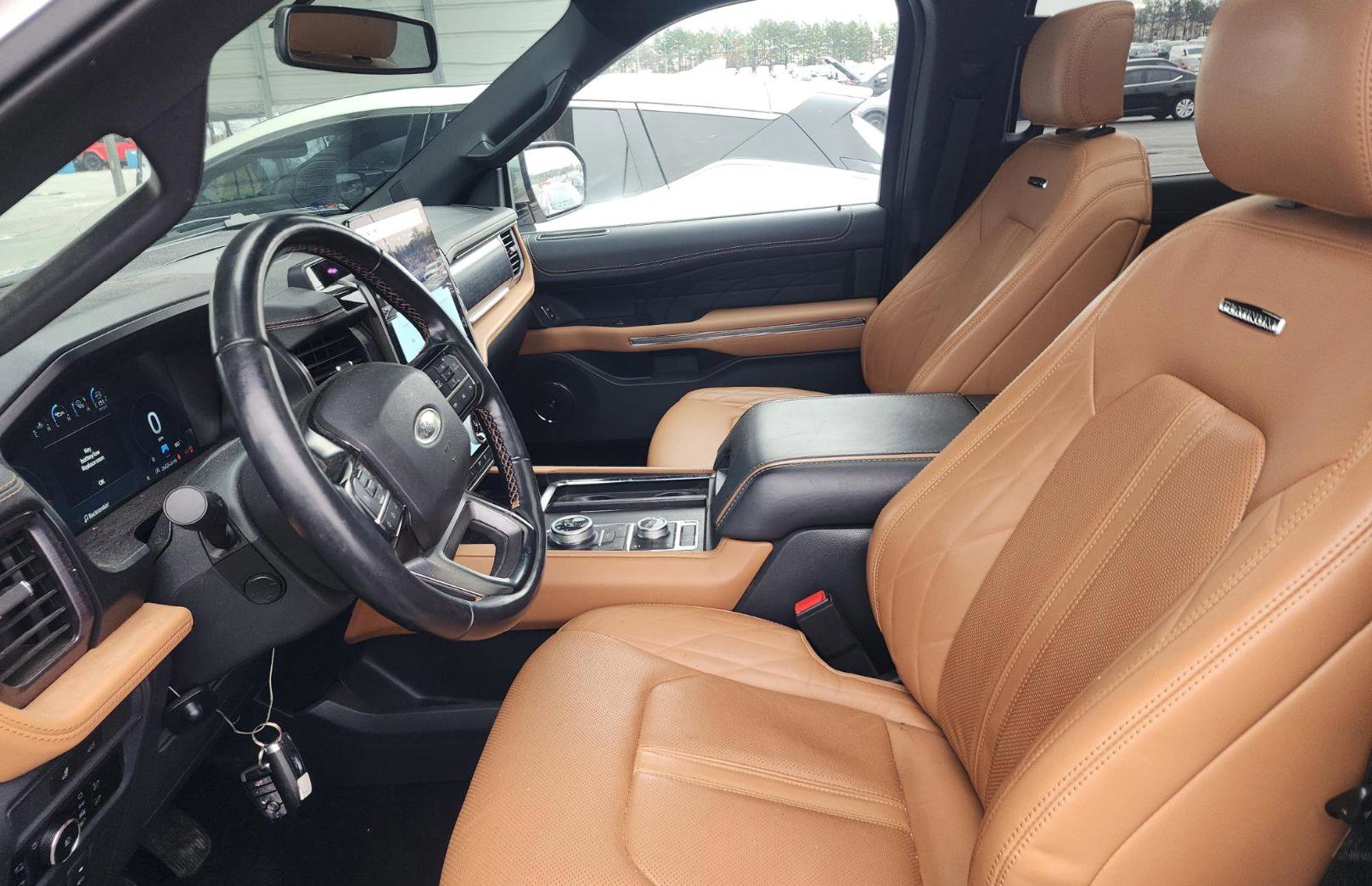 Used 2022 Ford Expedition Platinum image 10
