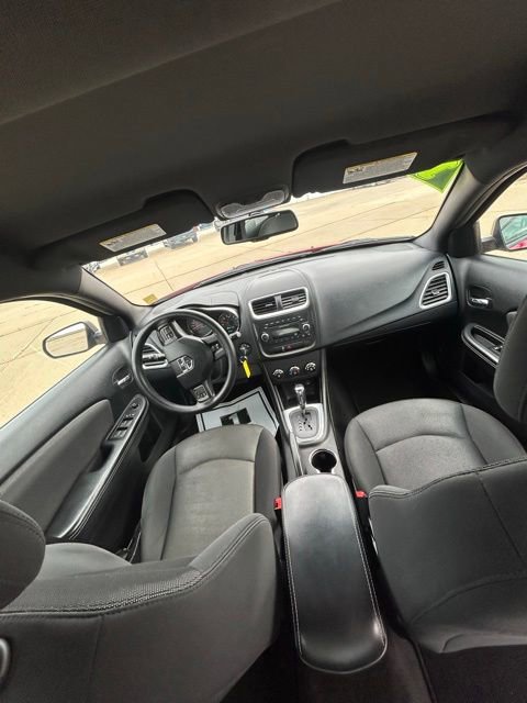 Used 2013 Dodge Avenger SE w/ Blacktop Pkg FWD image 7