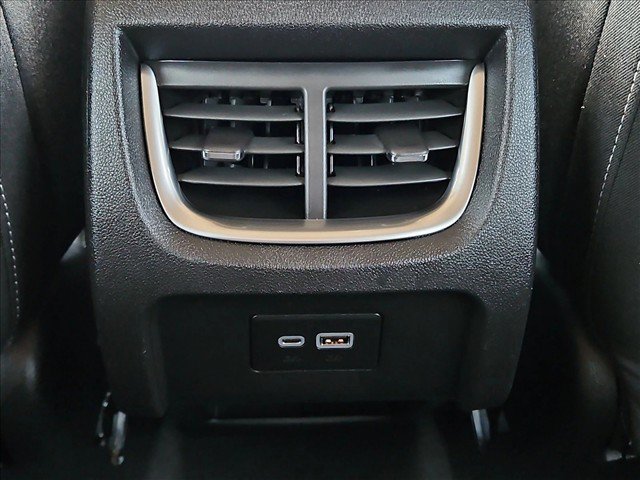 Used 2026 Chevrolet Blazer LT FWD image 15