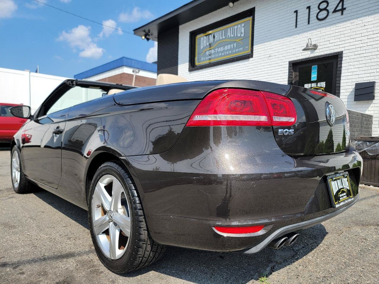 Used 2012 Volkswagen Eos Lux FWD image 5