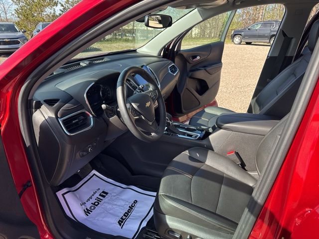 Used 2024 Chevrolet Equinox Premier AWD/4WD image 13