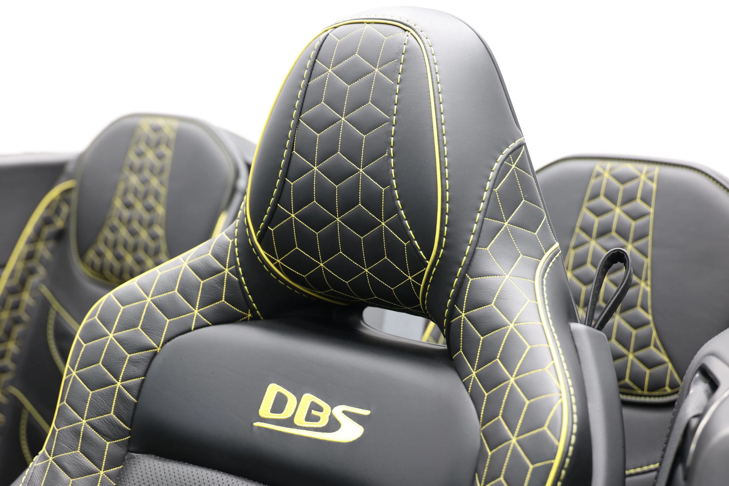Used 2021 Aston Martin DBS Superleggera Volante RWD image 22